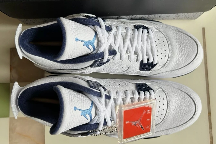 Jordan 4 Retro Columbia (2015) 314254-107 review Victoria Harris 01