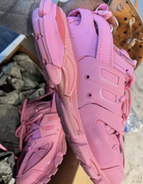 Balenciaga Tess S. Pink 542436 W2LA1 5842 review Alexander 01