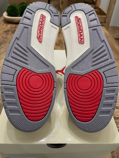 Air Jordan 3 Retro Muslin DH7139-100  review Matt Damon 02