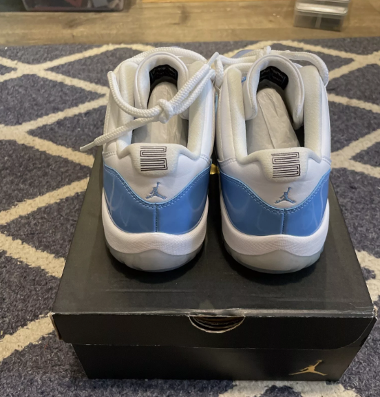 Air Jordan 11 Retro Low University Blue (2017) 528895-106 review Olivia Morgan 02