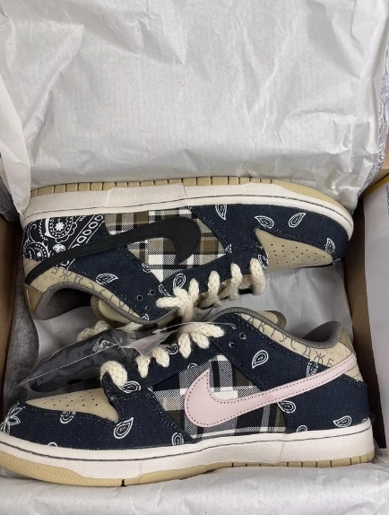  Nike SB Dunk Low Travis Scott (Regular Box) CT5053-001 [Top Version] review 