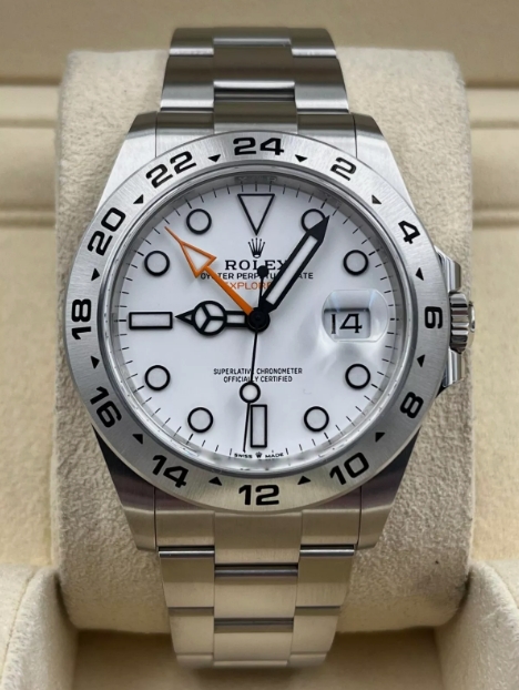 Rolex Explorer ll Men's Watch M226570-0001 review Benjamin 01