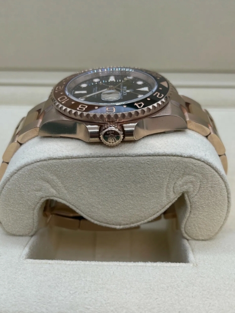 Rolex GMT Master ll M126715CHNR-0001 review Liam 01