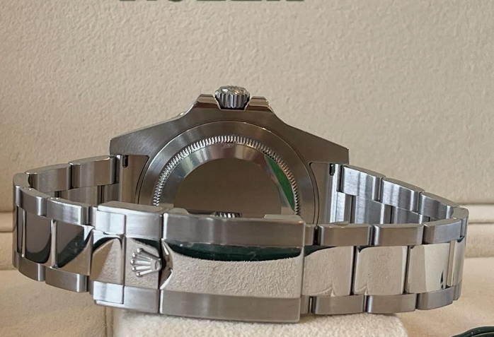 Rolex Submariner M126610LV-0002 review Nathan Smith 01