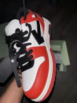 OFF-WHITE Out Of Office OOO Low Tops Red Black (2024) OMIA189C99LEA013-2510 review Olivia Martinez 02