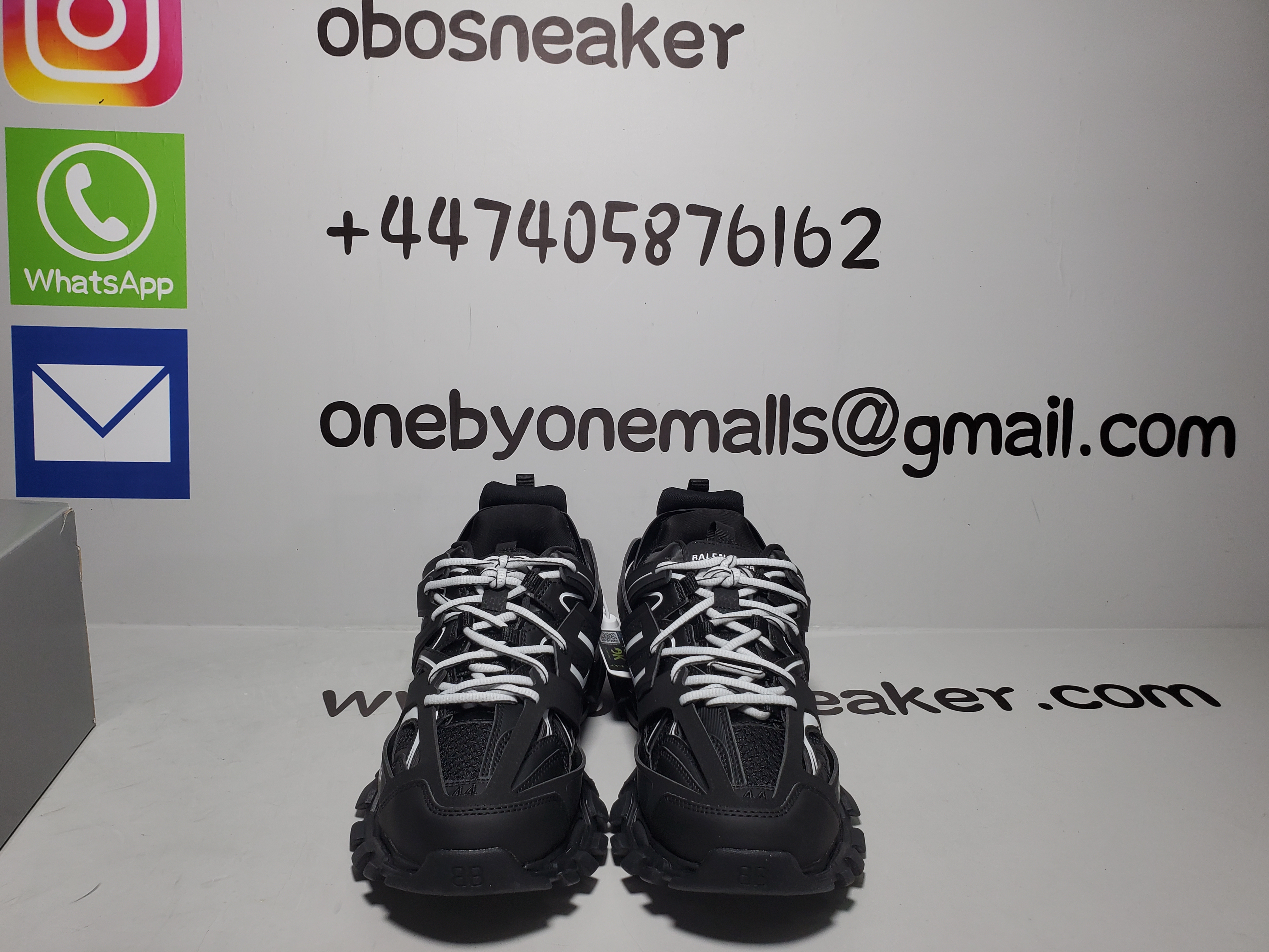 Balenciaga Tess Black And White  542023 W1GB1 2045 (With LED) review obosneaker 01