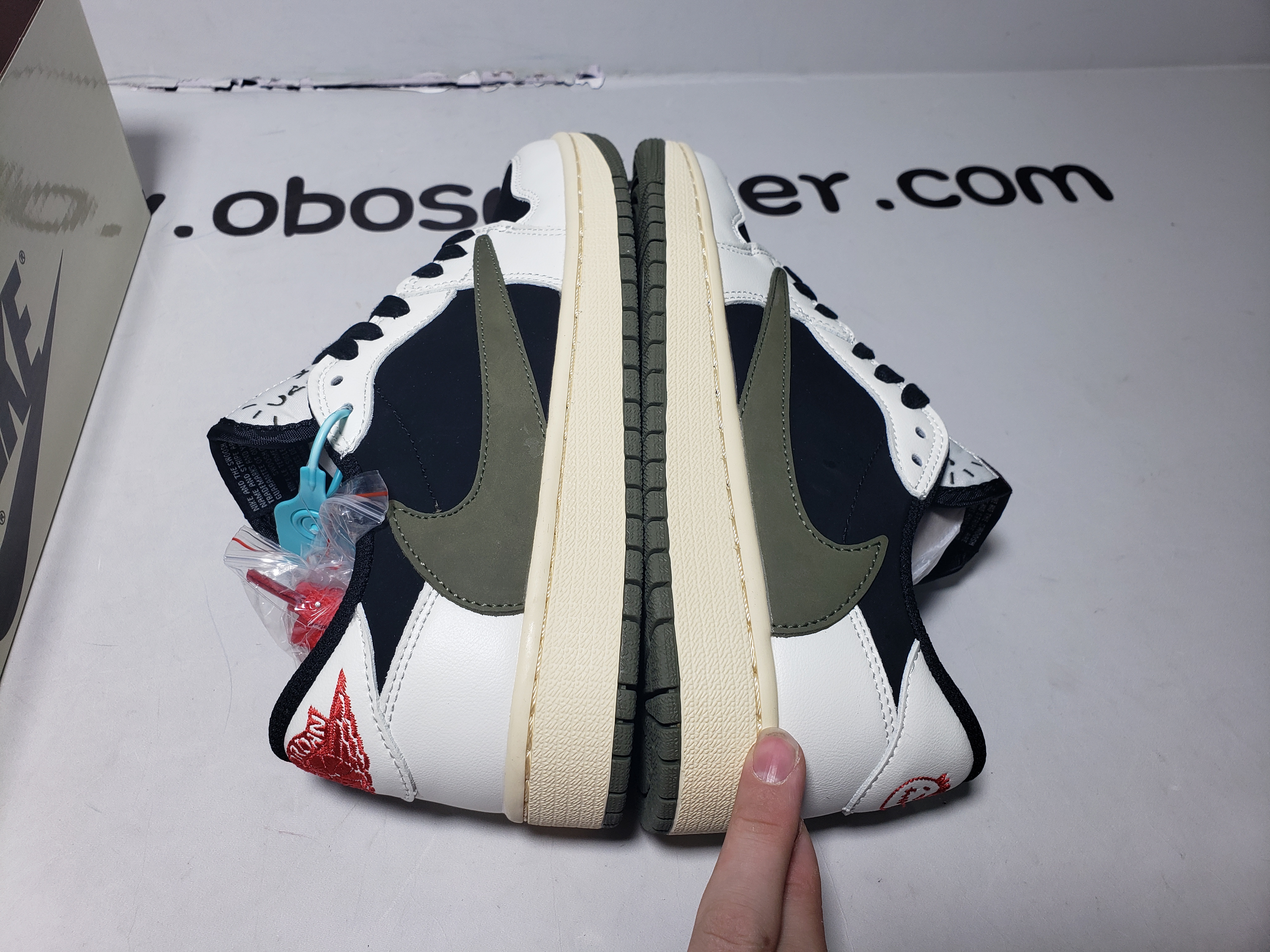 【$59 SALE】Air Jordan 1 Retro Low OG SP Travis Scott Olive (Women's)  DZ4137-106 review obosneaker 00