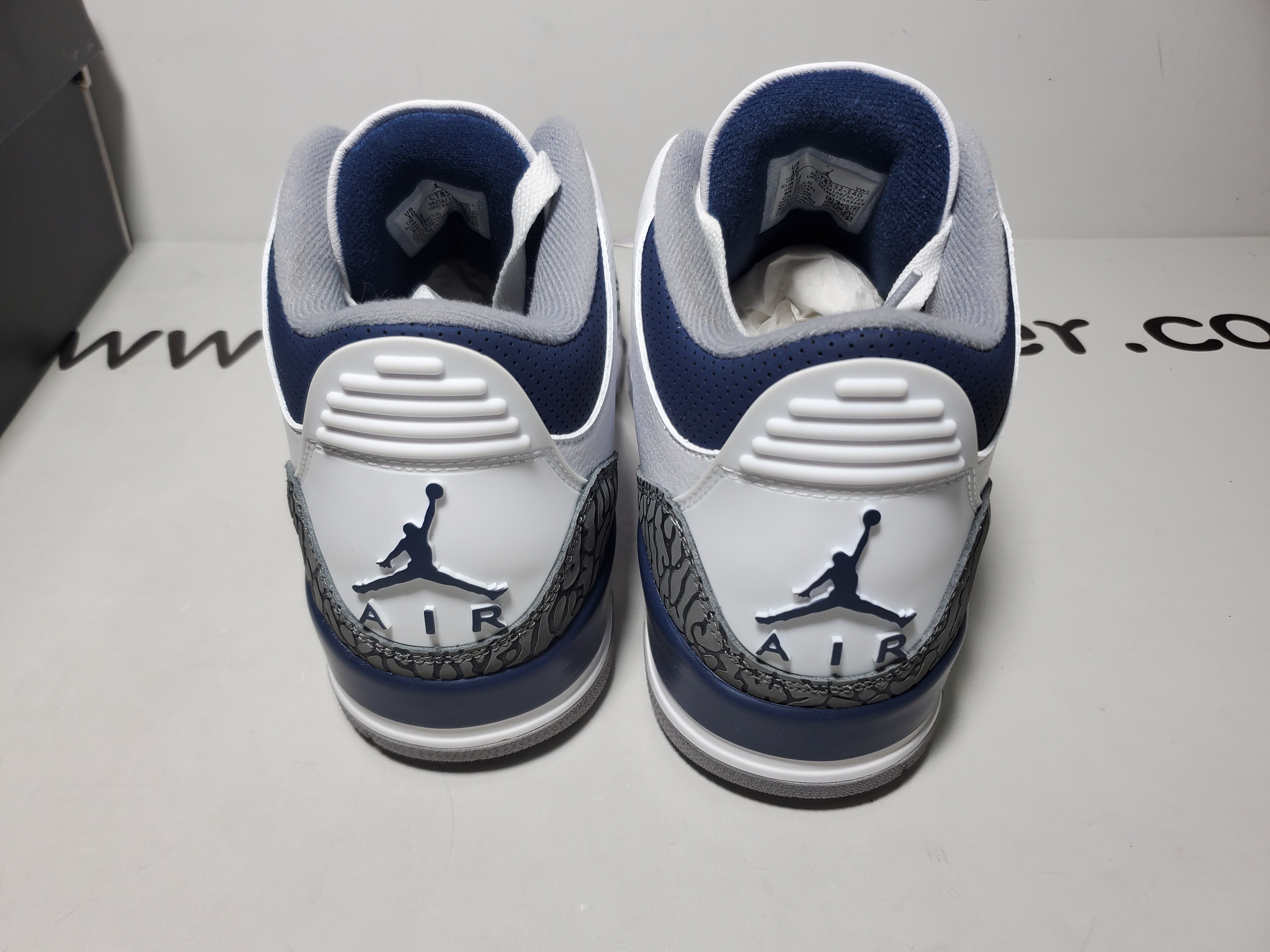 Air Jordan 3 Retro Midnight Navy CT8532-140 review obosneaker 02