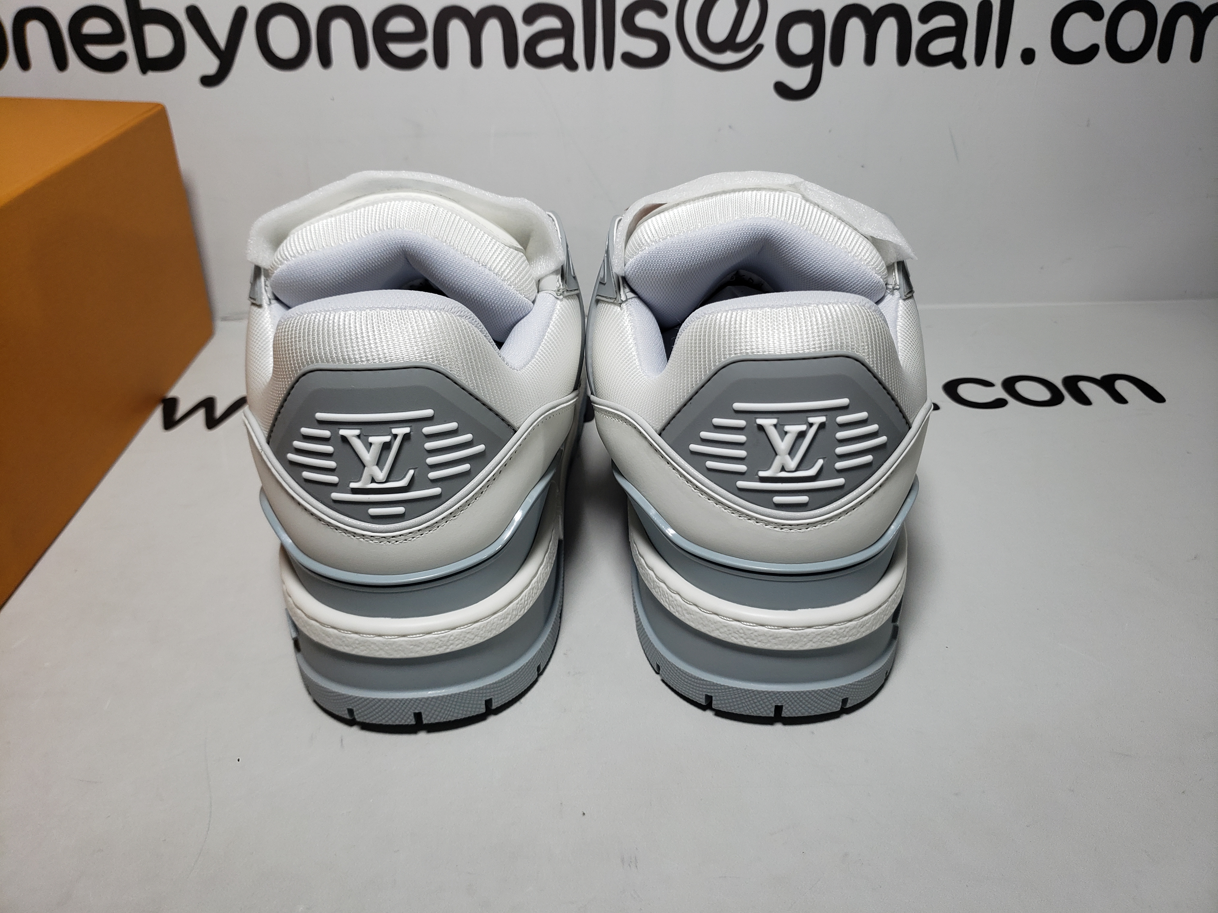 Louis Vuitton White Grey  review obosneaker 00