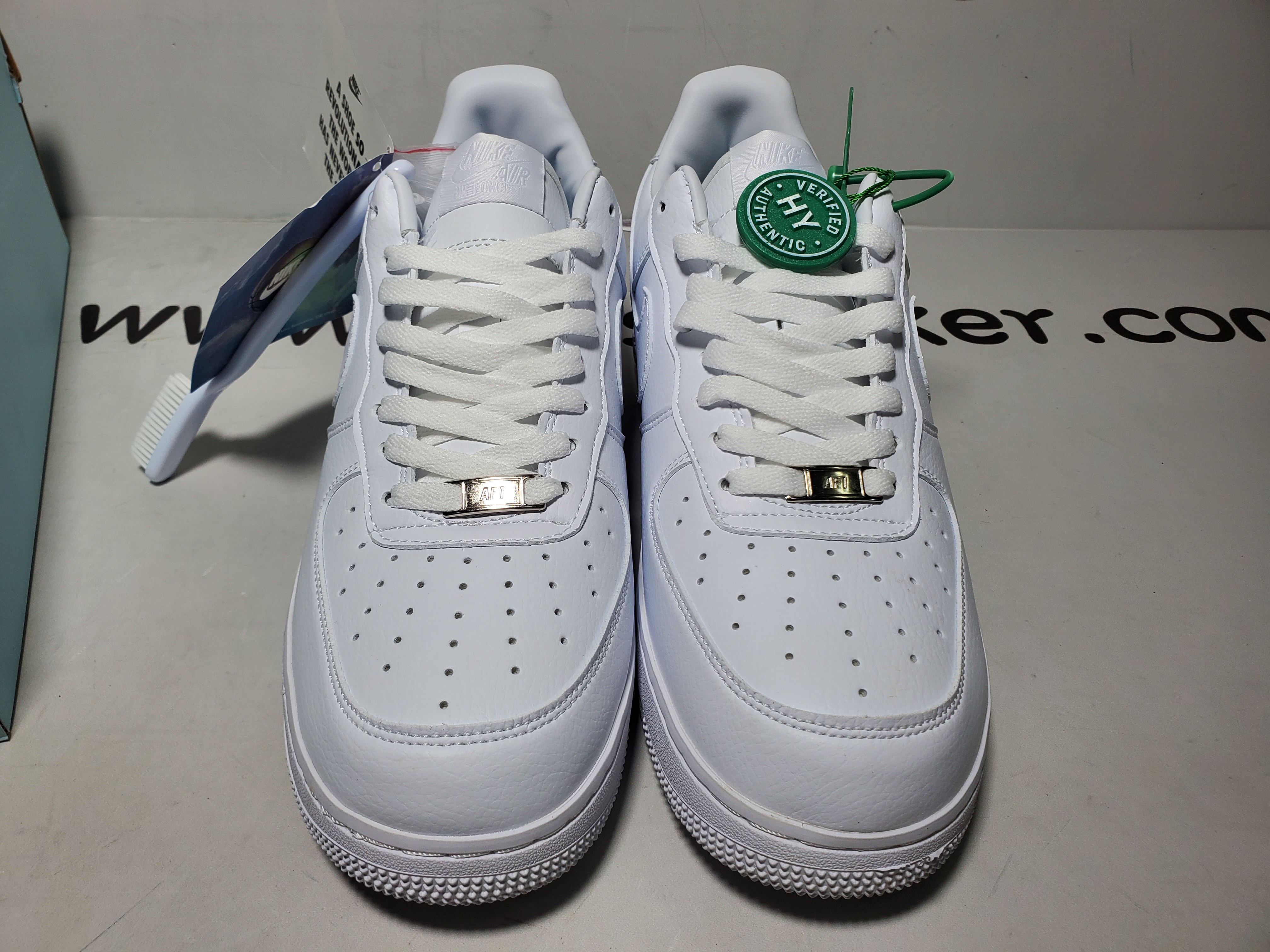 Nike Air Force 1 Low Drake NOCTA Certified Lover Boy CZ8065-100 review obosneaker 01