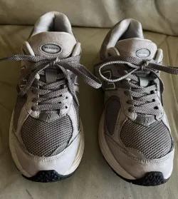 New Balance 2002R Steel Grey Orca M2002RST review Abigail 01