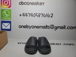 Adidas Yeezy Slide Onyx (2022/2023) HQ6448 review obosneaker 02