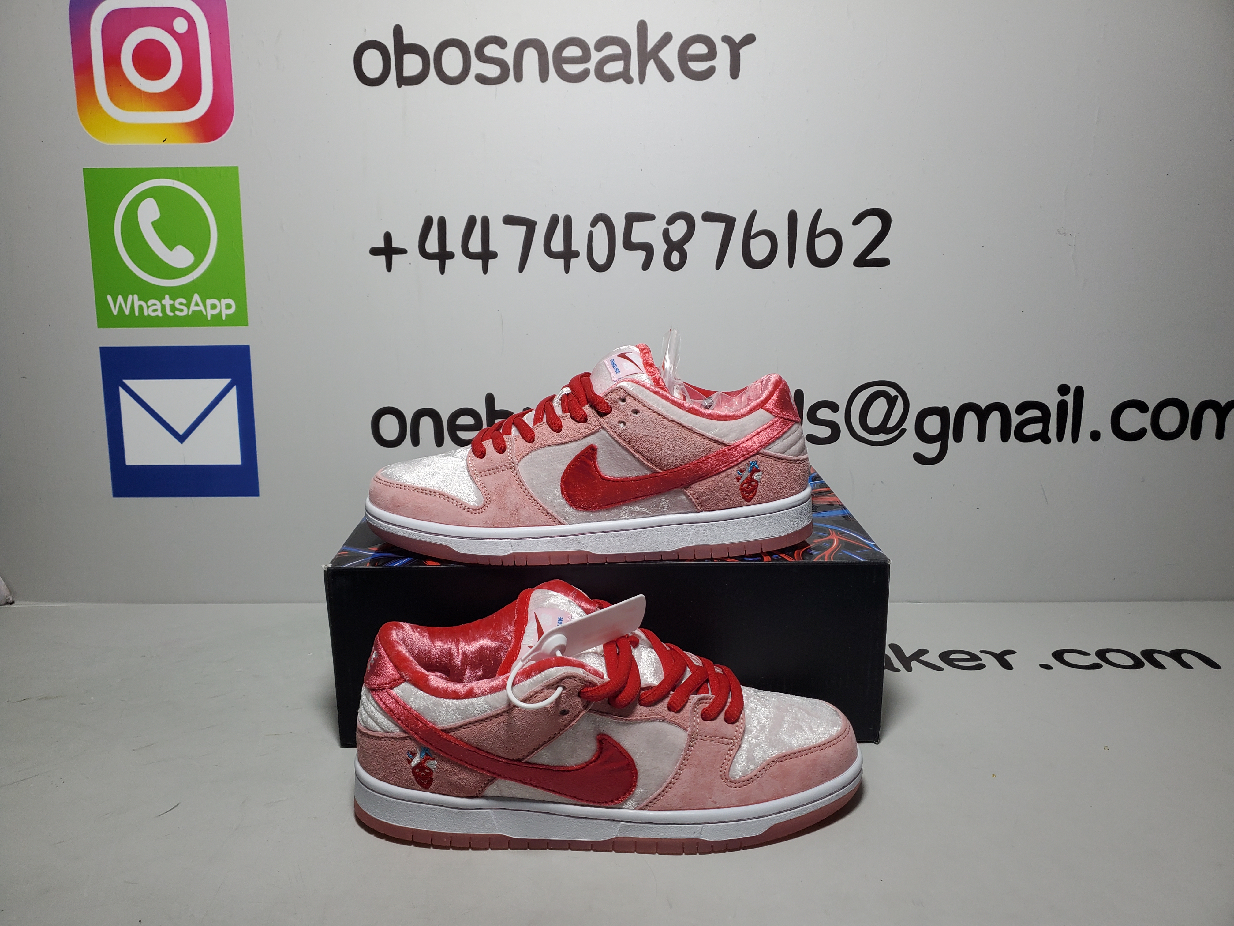 Nike SB Dunk Low Strange Love Skateboards (Regular Box) CT2552800 review obosneaker 02