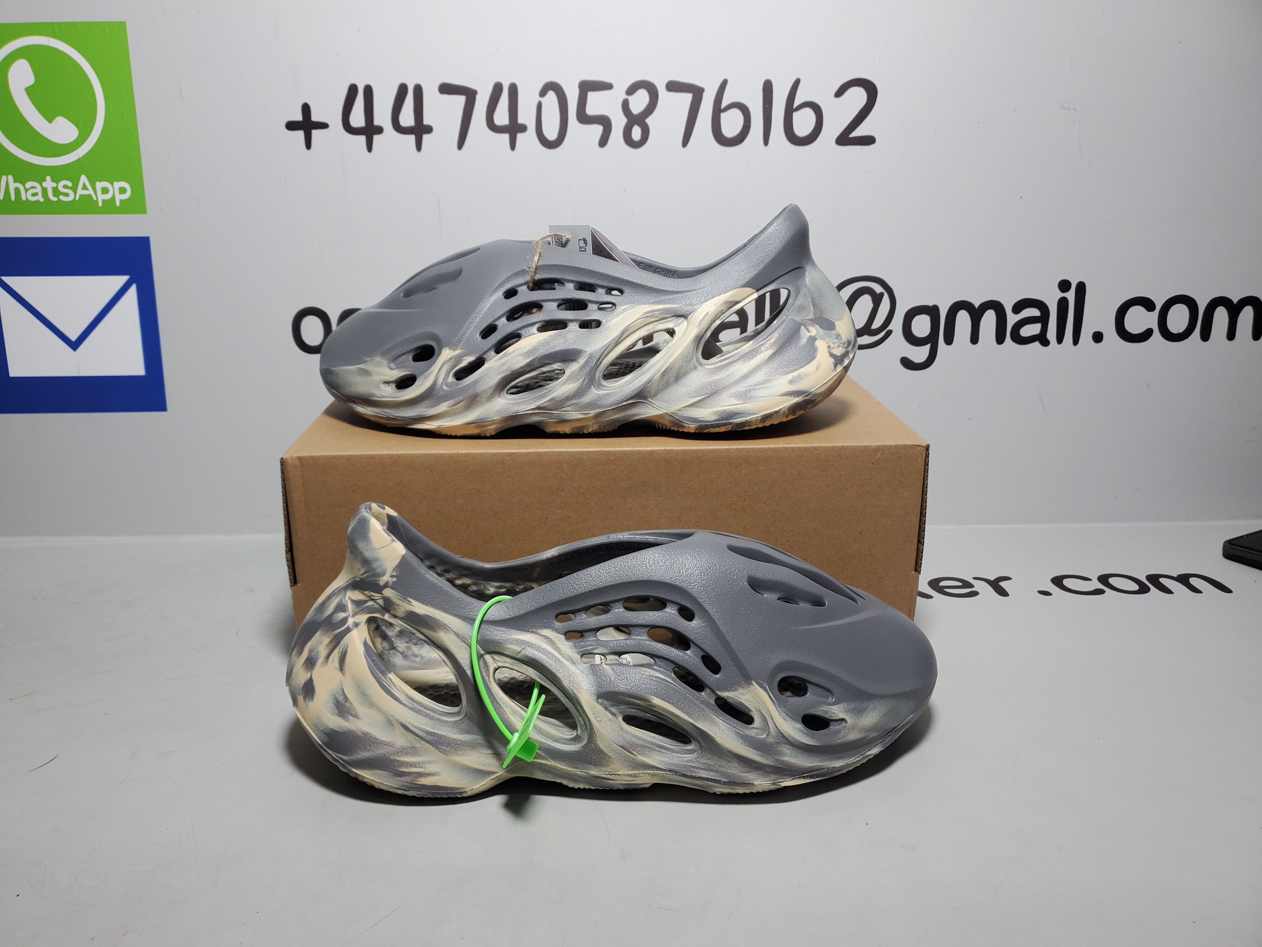 Adidas Yeezy Foam RNNR MXT Moon Gray GV7904 review obosneaker 02