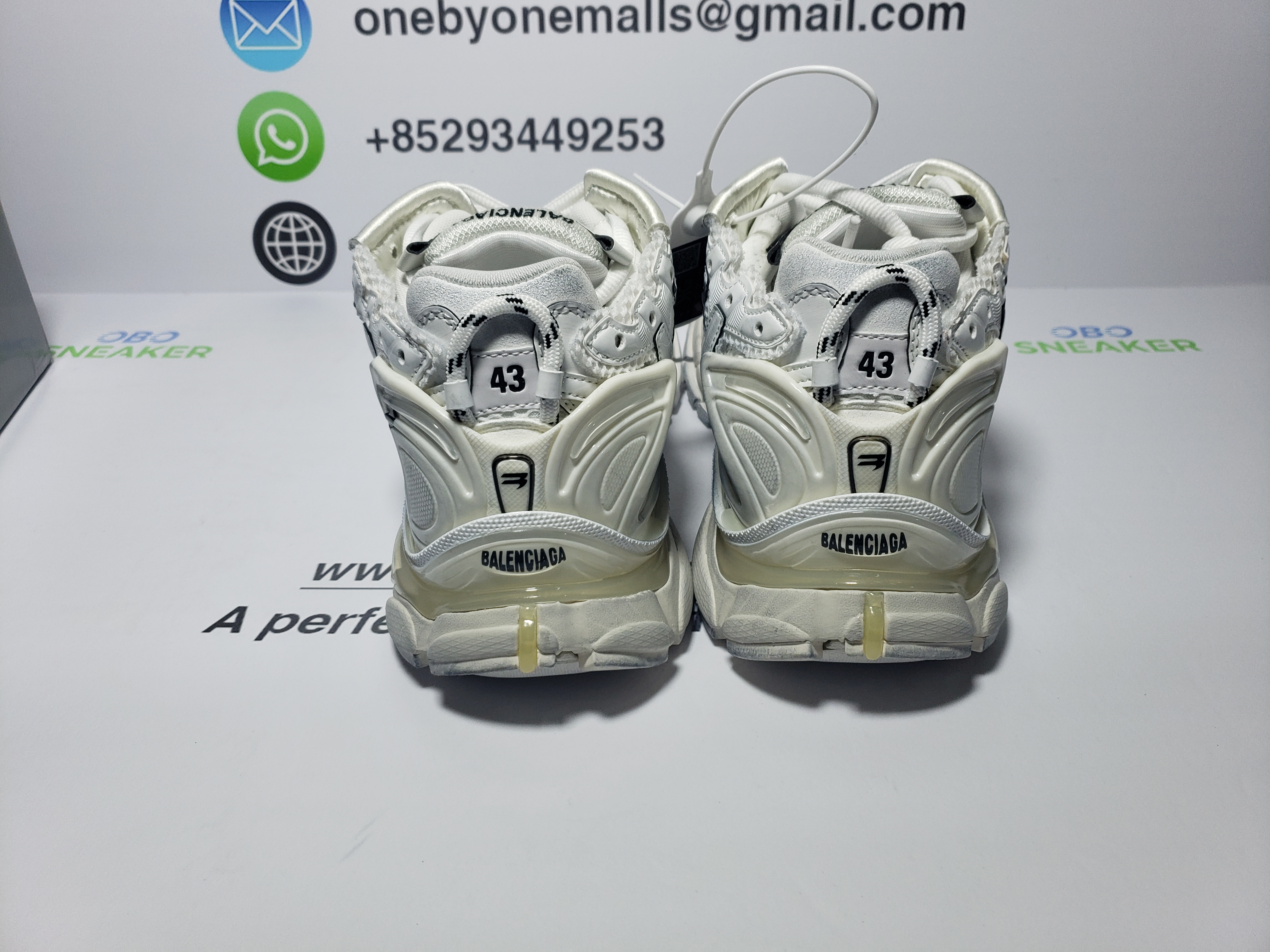 Balenciaga Runner White And Black Characters 677402 W3RBQ 9010 review obosneaker 00