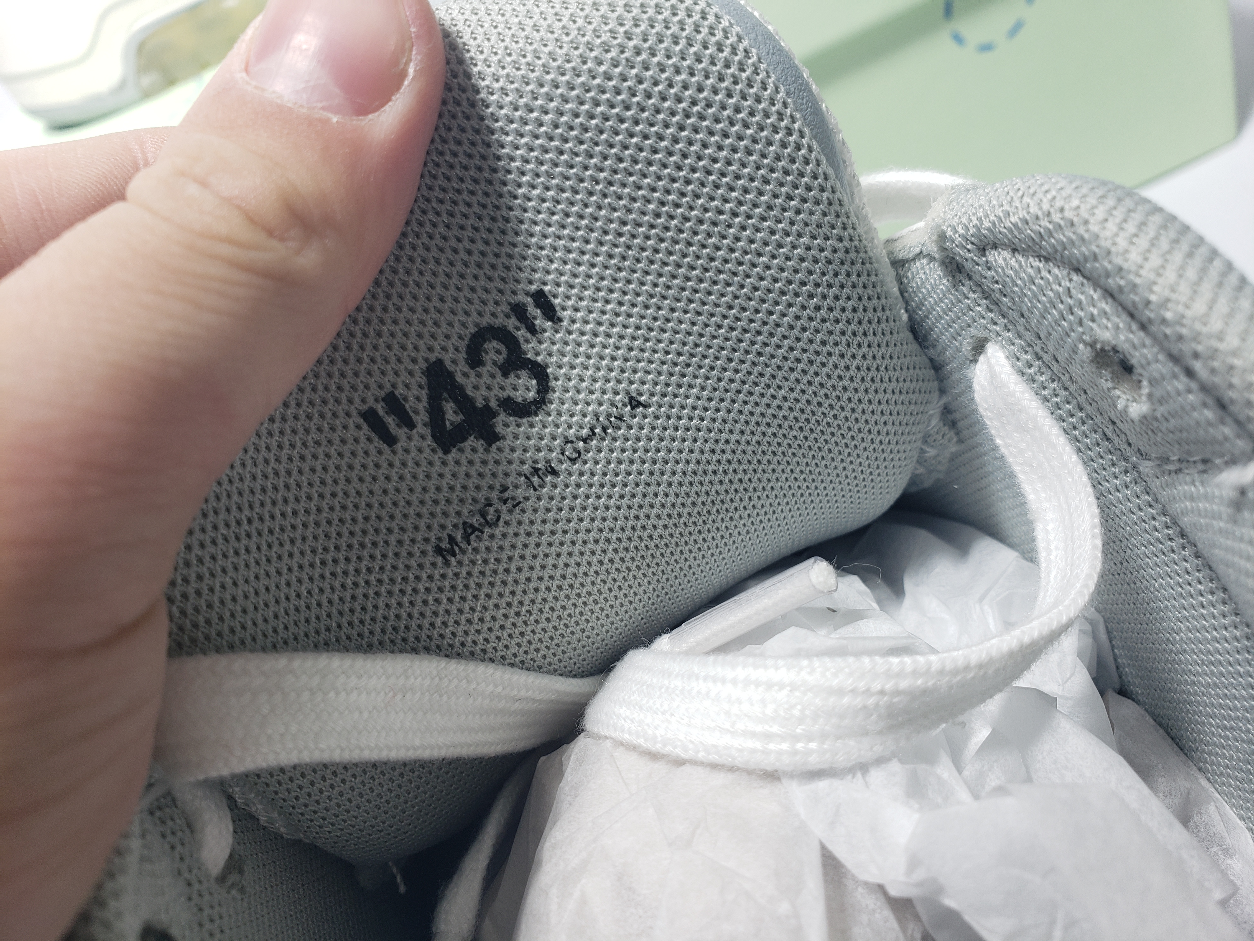 OFF-WHITE Out Of Office Pale OMIA189 C99LEA00 40901 review obosneaker 05