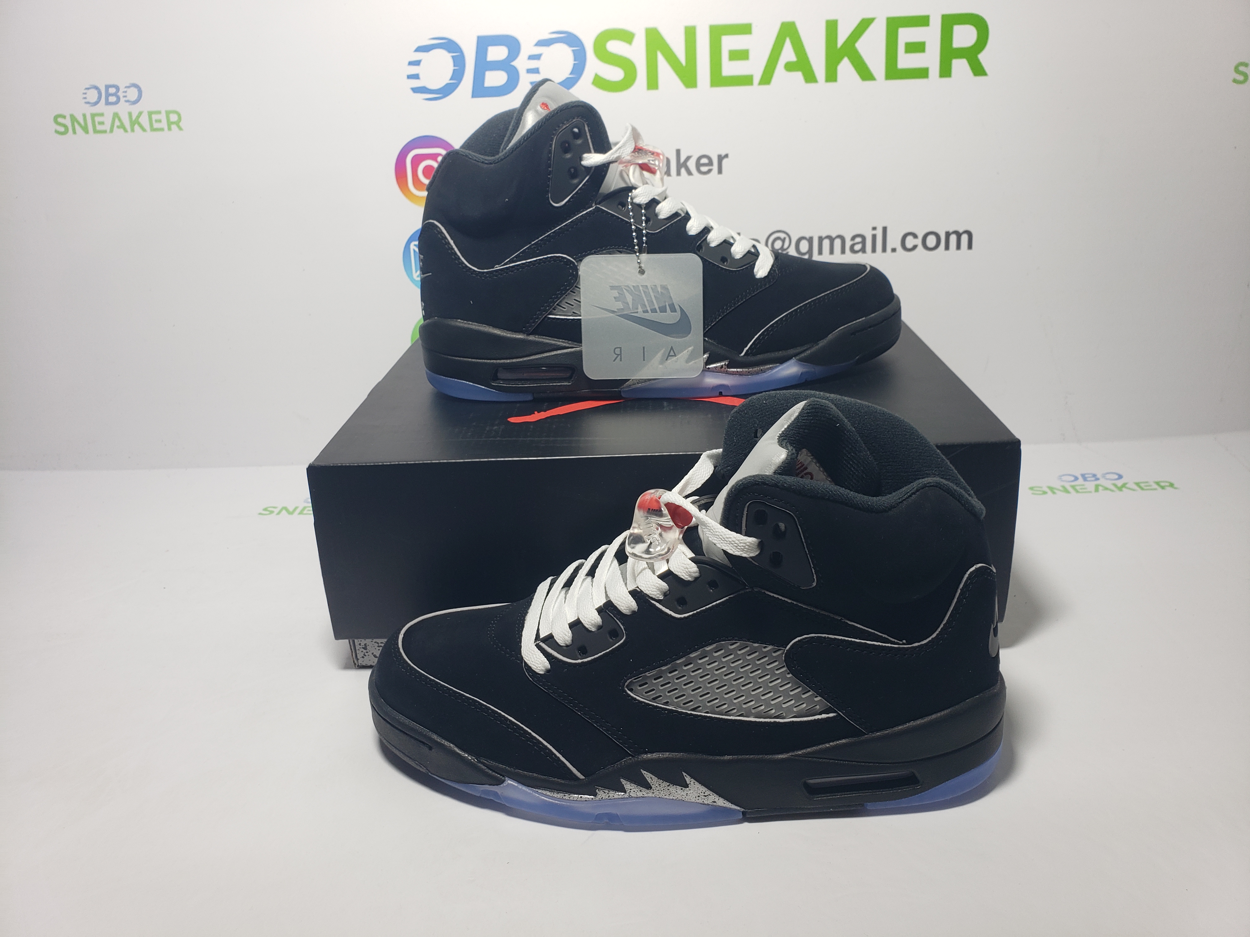 【FLASH SALE】Air Jordan 5 Black Metallic Reimagined HF3975-001 review obosneaker 04