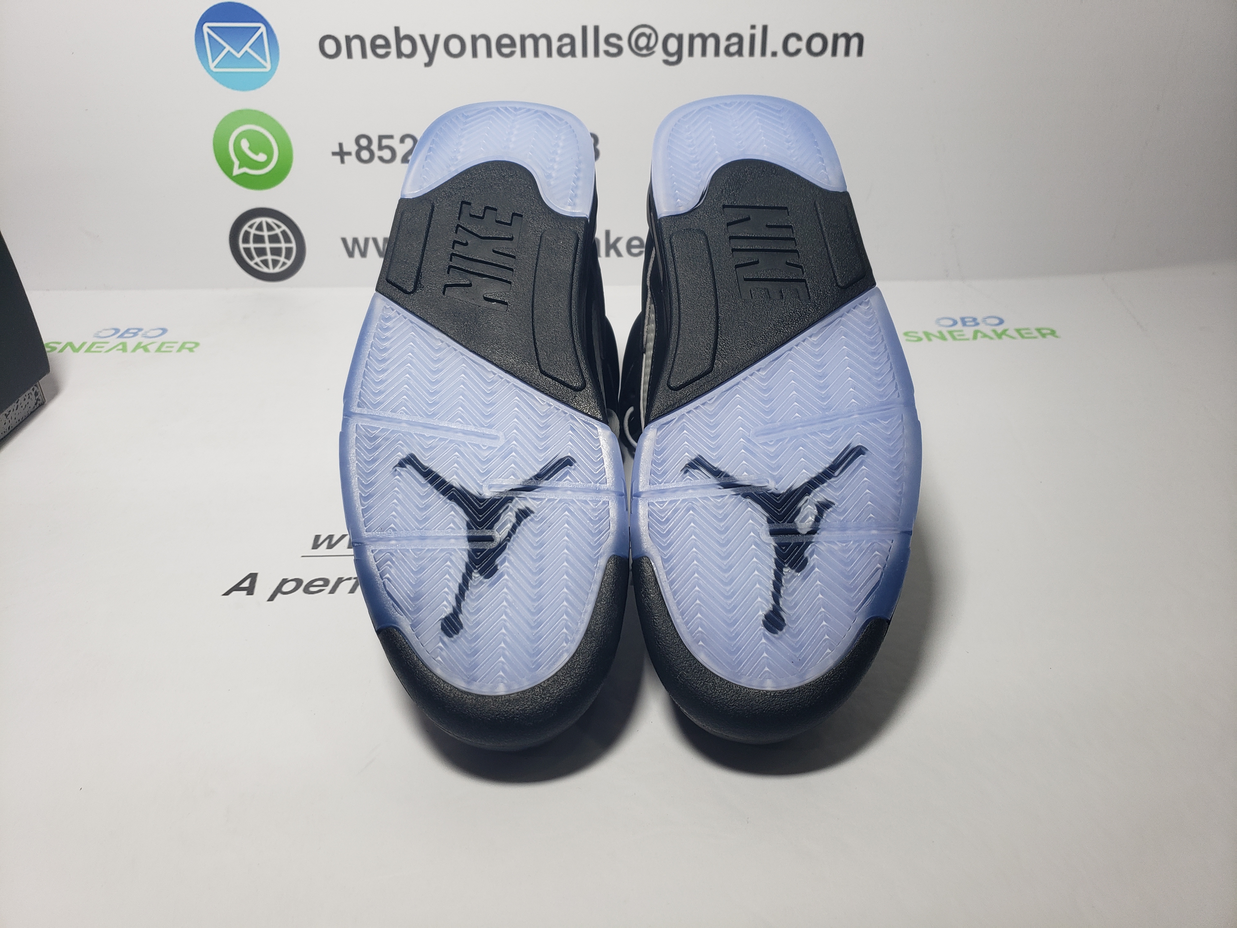 【FLASH SALE】Air Jordan 5 Black Metallic Reimagined HF3975-001 review obosneaker 05