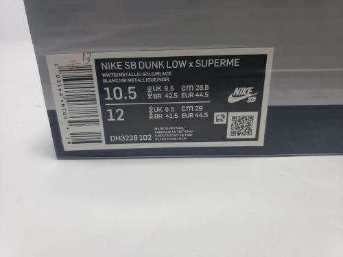 Nike SB Dunk Low Supreme x Nike Black Stars DH3228-102 review 