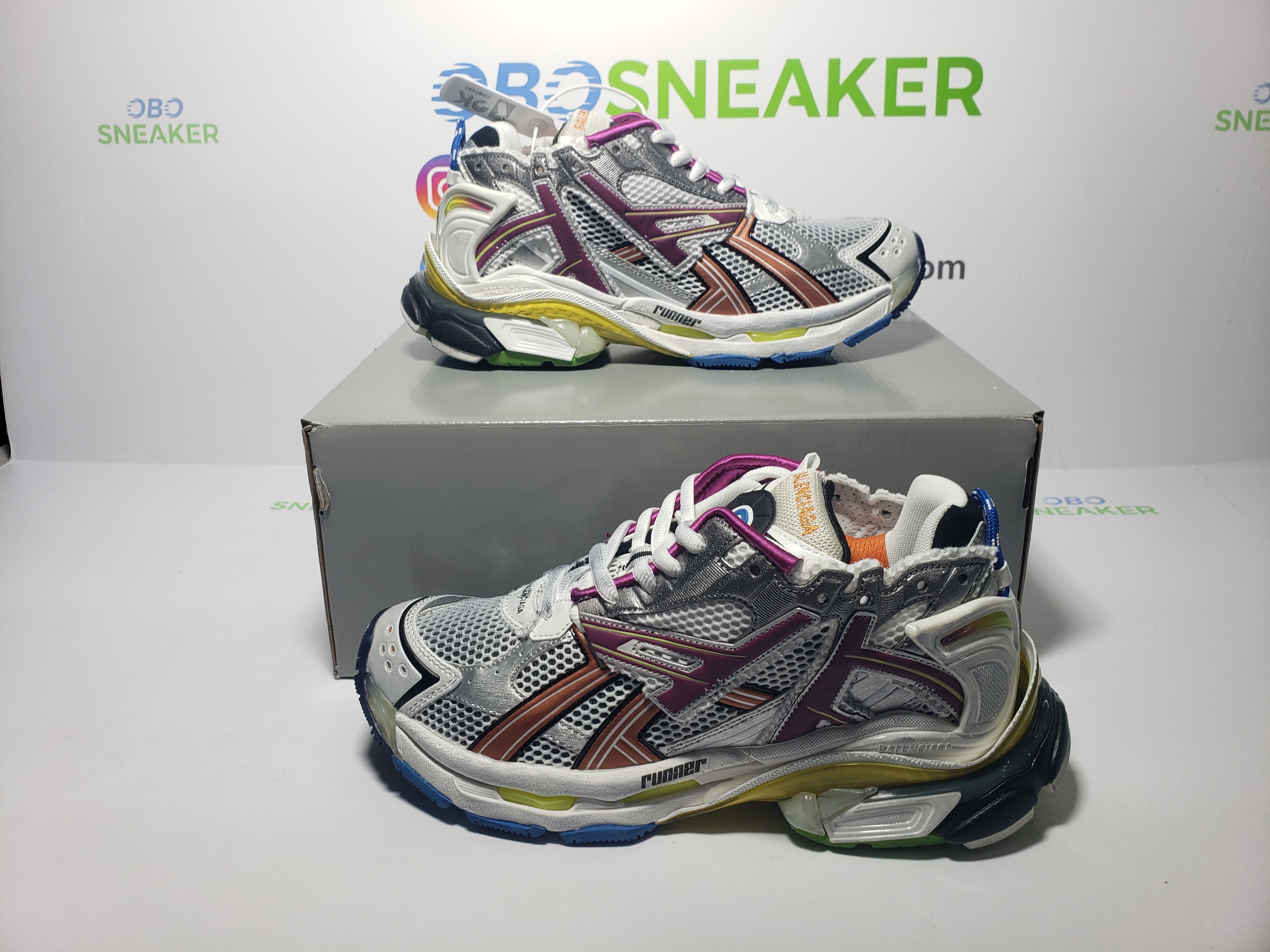 Top Version Balenciaga Runner Sneaker Color Orange Powder 772767 W3RBW 9168 review obosneaker 04