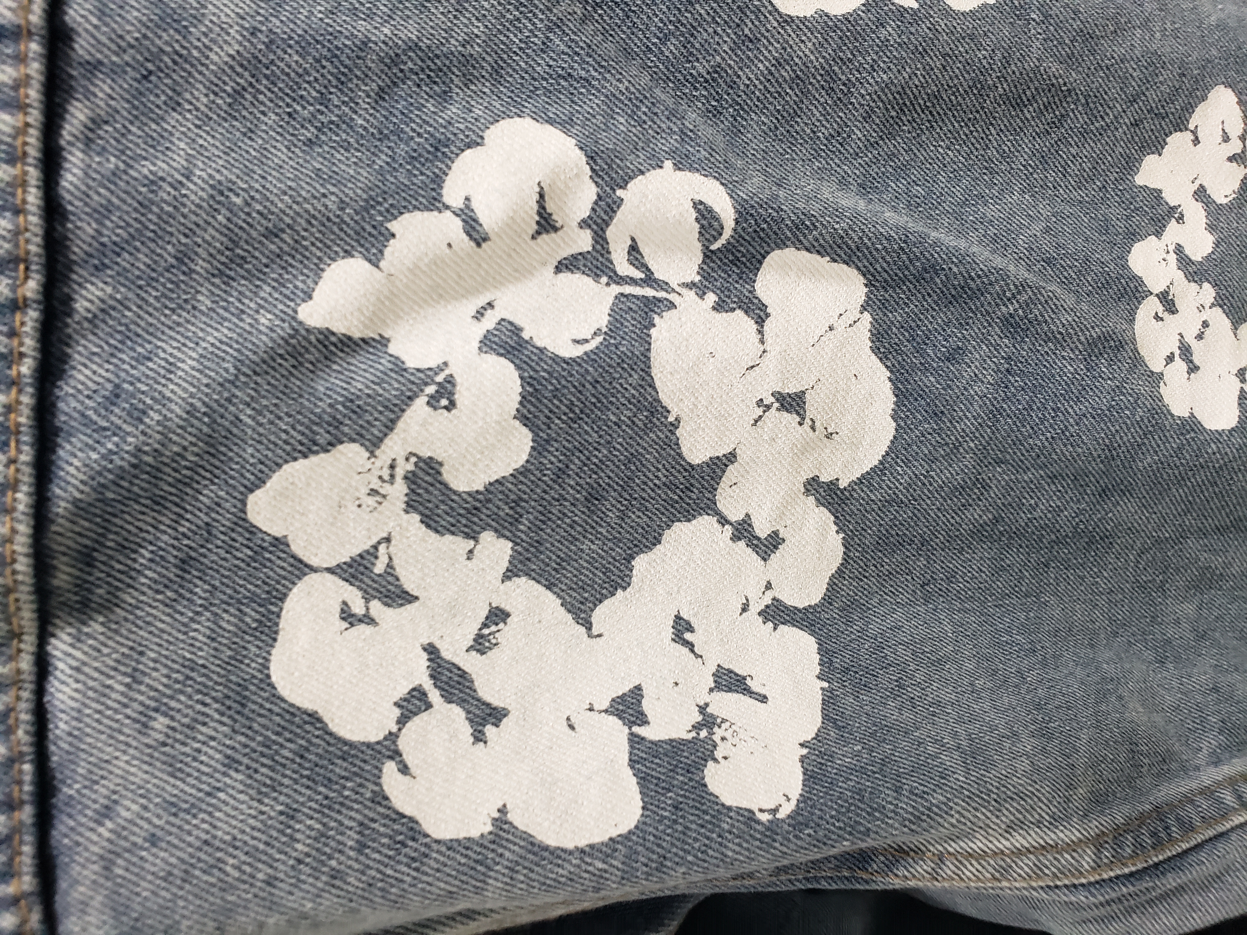 OBO Denim Tears Type - 2 All Over Wreath Light Wash Jacket review obosneaker 00