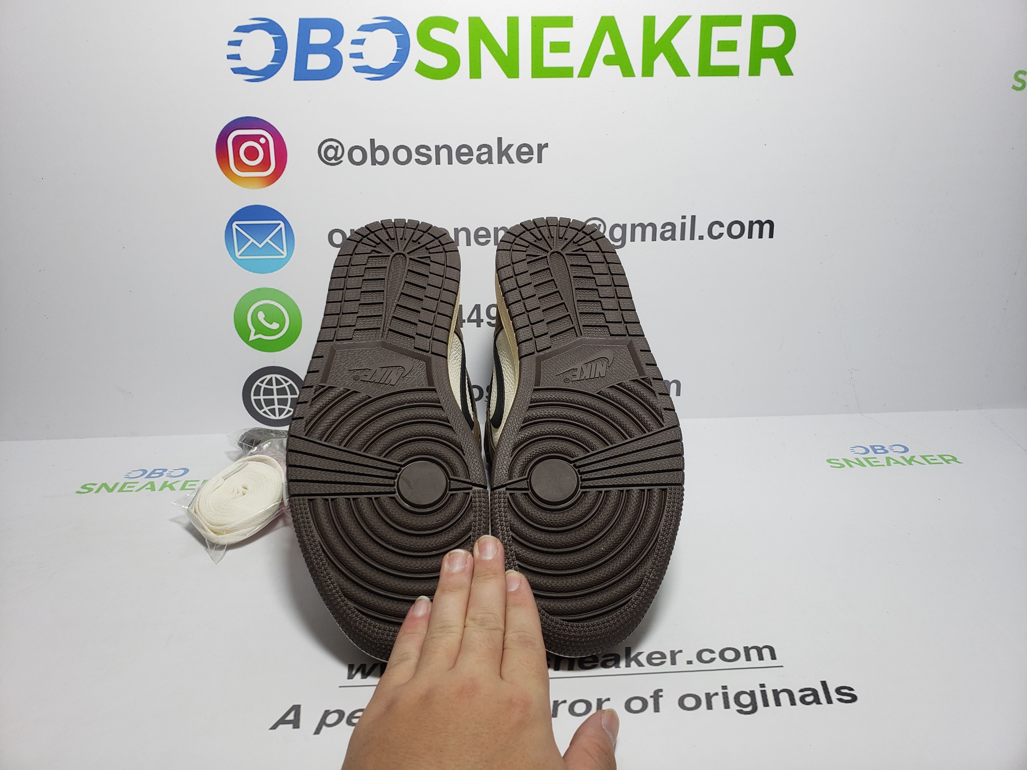 Air Jordan 1 Retro High OG SP Travis Scott Mocha CD4487-100 review obosneaker 04