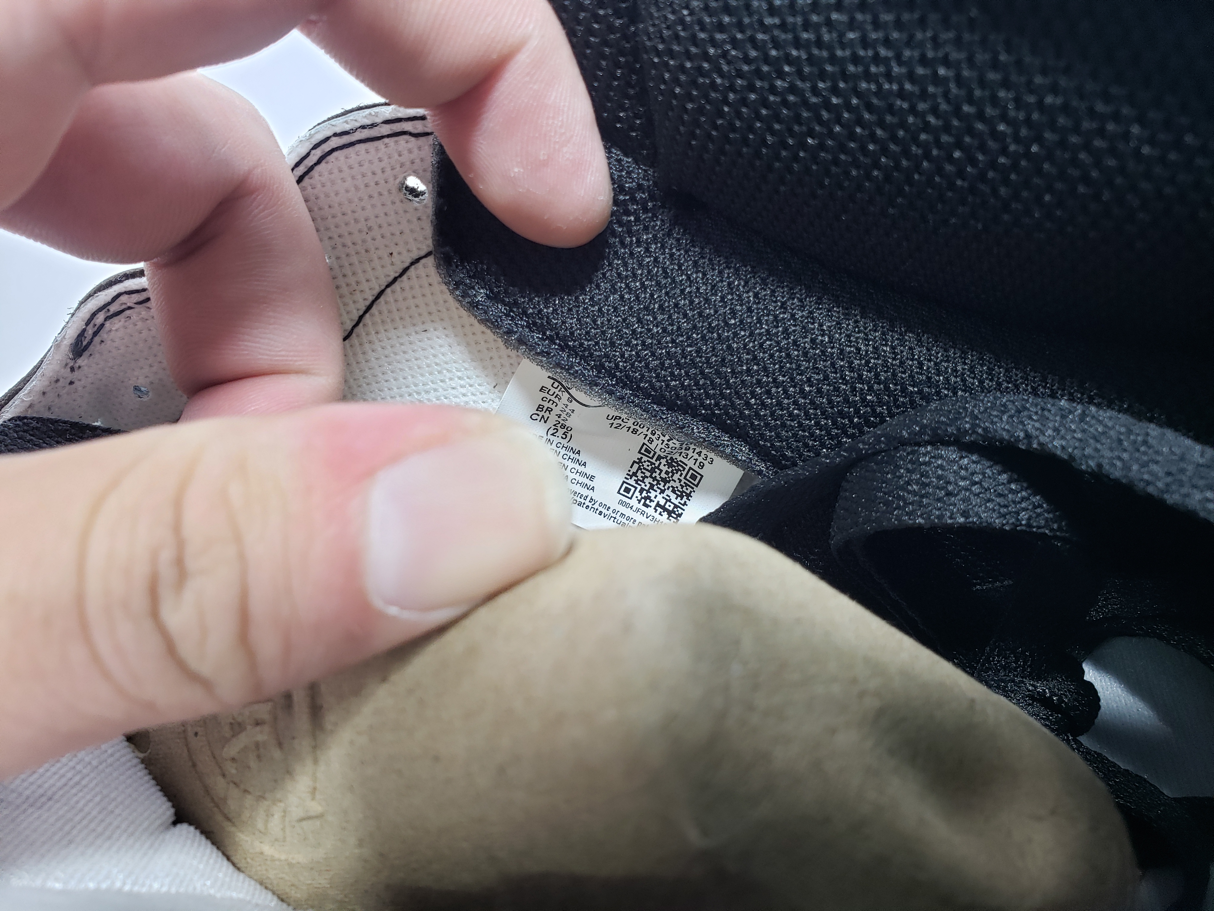 Air Jordan 1 Retro High OG SP Travis Scott Mocha CD4487-100 review obosneaker 02