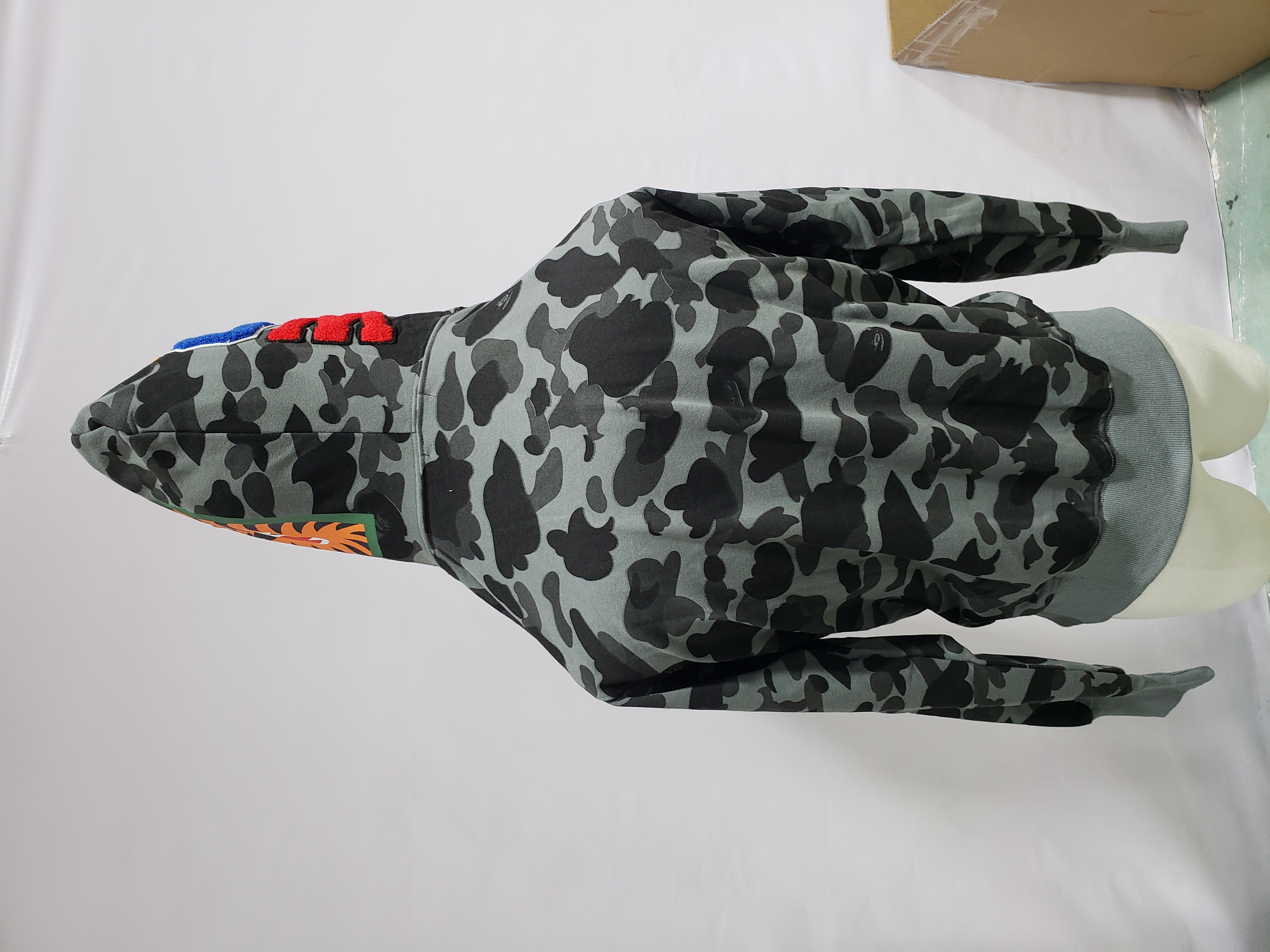 OBO BAPE Color Camo Shark Zip Hoodie Black review obosneaker 00