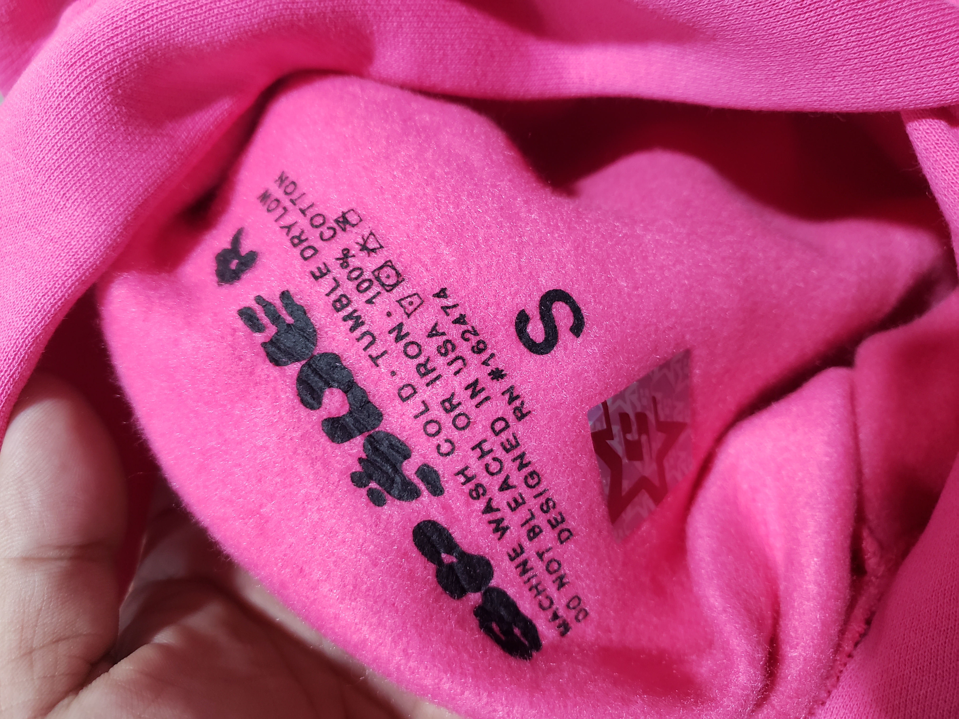 Sp5der Young Thug Punk Hoodie Pink review obosneaker 04