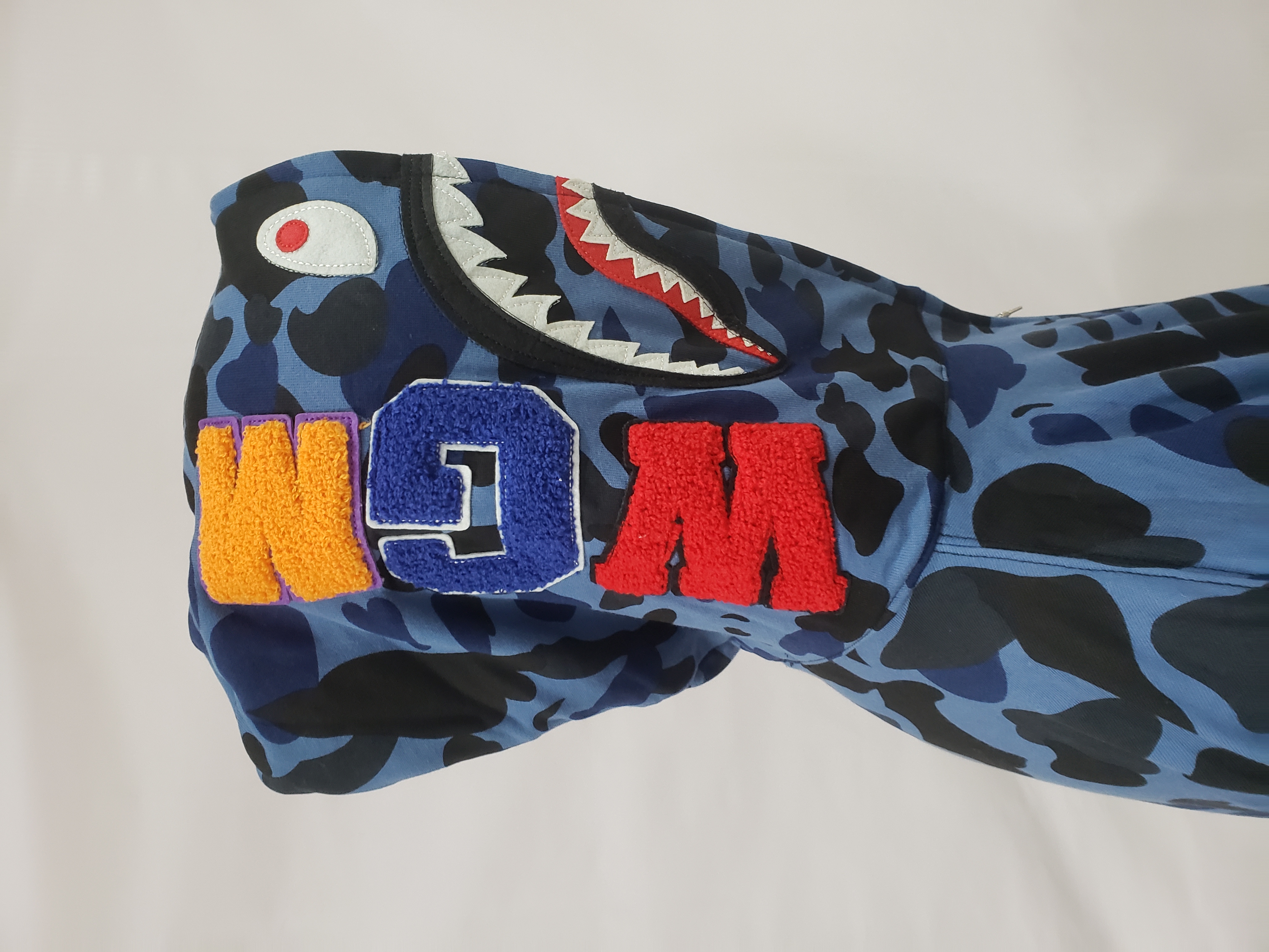 OBO BAPE COLOR CAMO SHARK ZIP HOODIE NAVY review obosneaker. 02