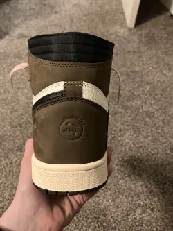 Air Jordan 1 Retro High OG SP Travis Scott Mocha CD4487-100 review sigma 03