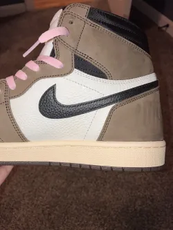 Air Jordan 1 Retro High OG SP Travis Scott Mocha CD4487-100 review sigma 05