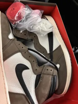 Air Jordan 1 Retro High OG SP Travis Scott Mocha CD4487-100 review sigma 06