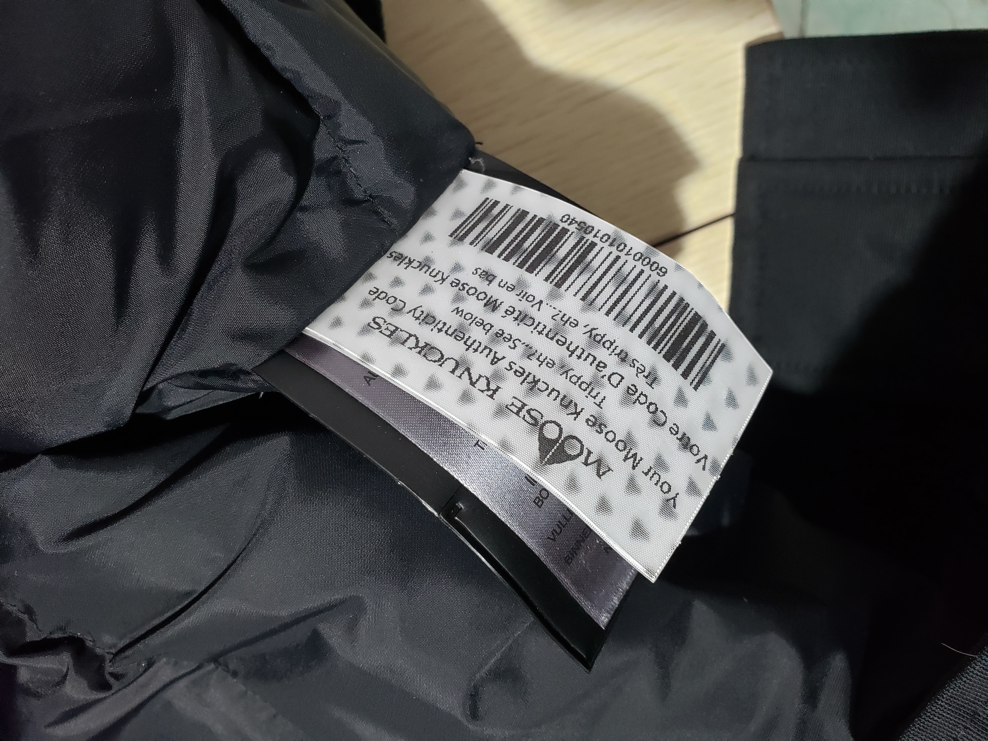 MOOSE KNUCKLES ORIGINAL BALLISTIC BOMBER FUR review obosneaker 02