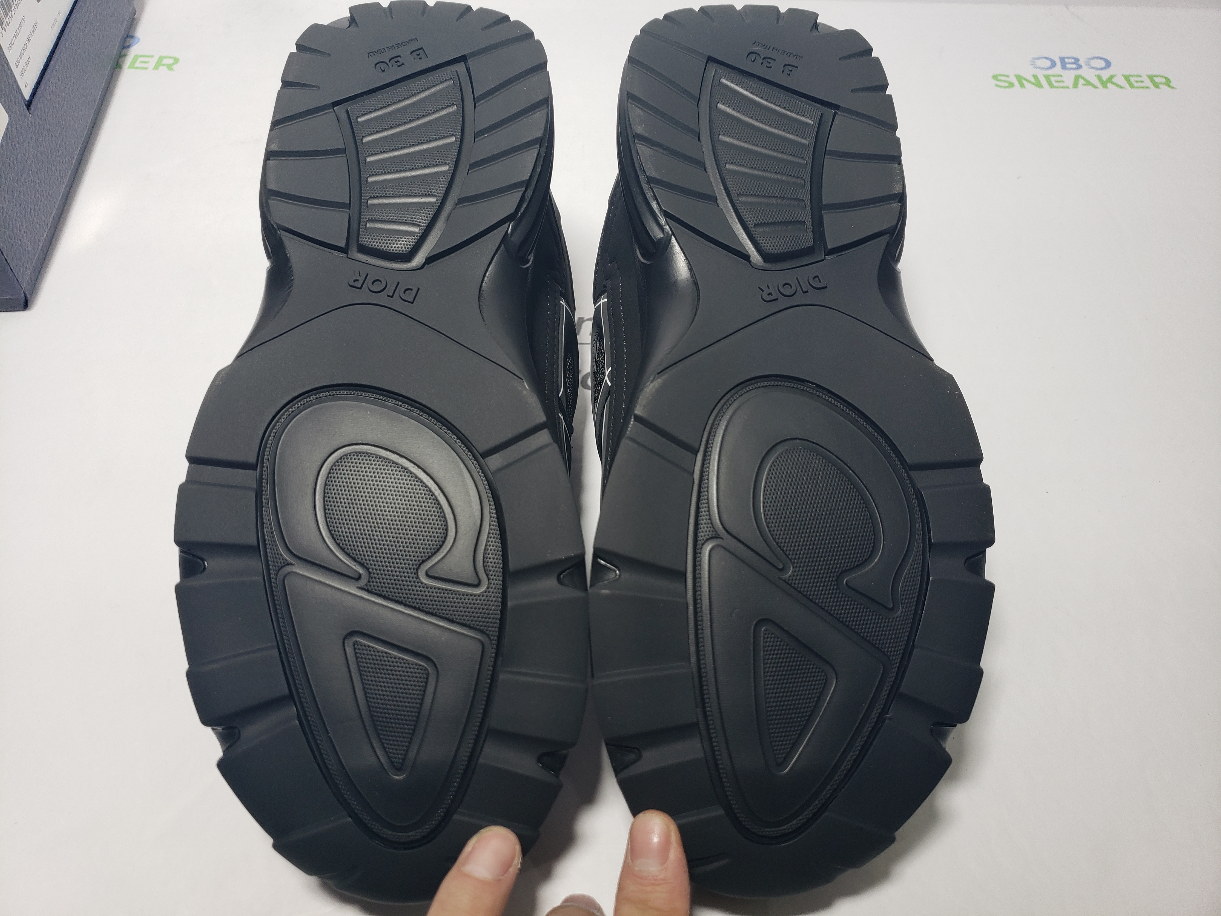 Dior B30 Triple Black 3SN279ZND-H900 review obosneaker 03