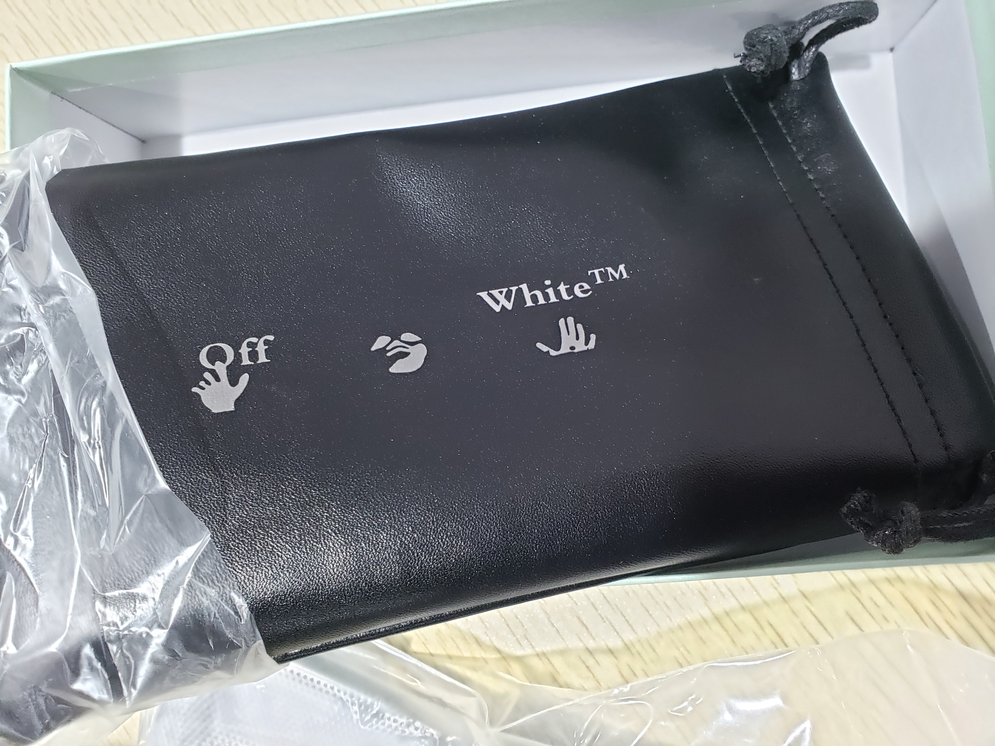 OFF-WHITE Cady Rectangular Frame Sunglasses review obosneaker 00