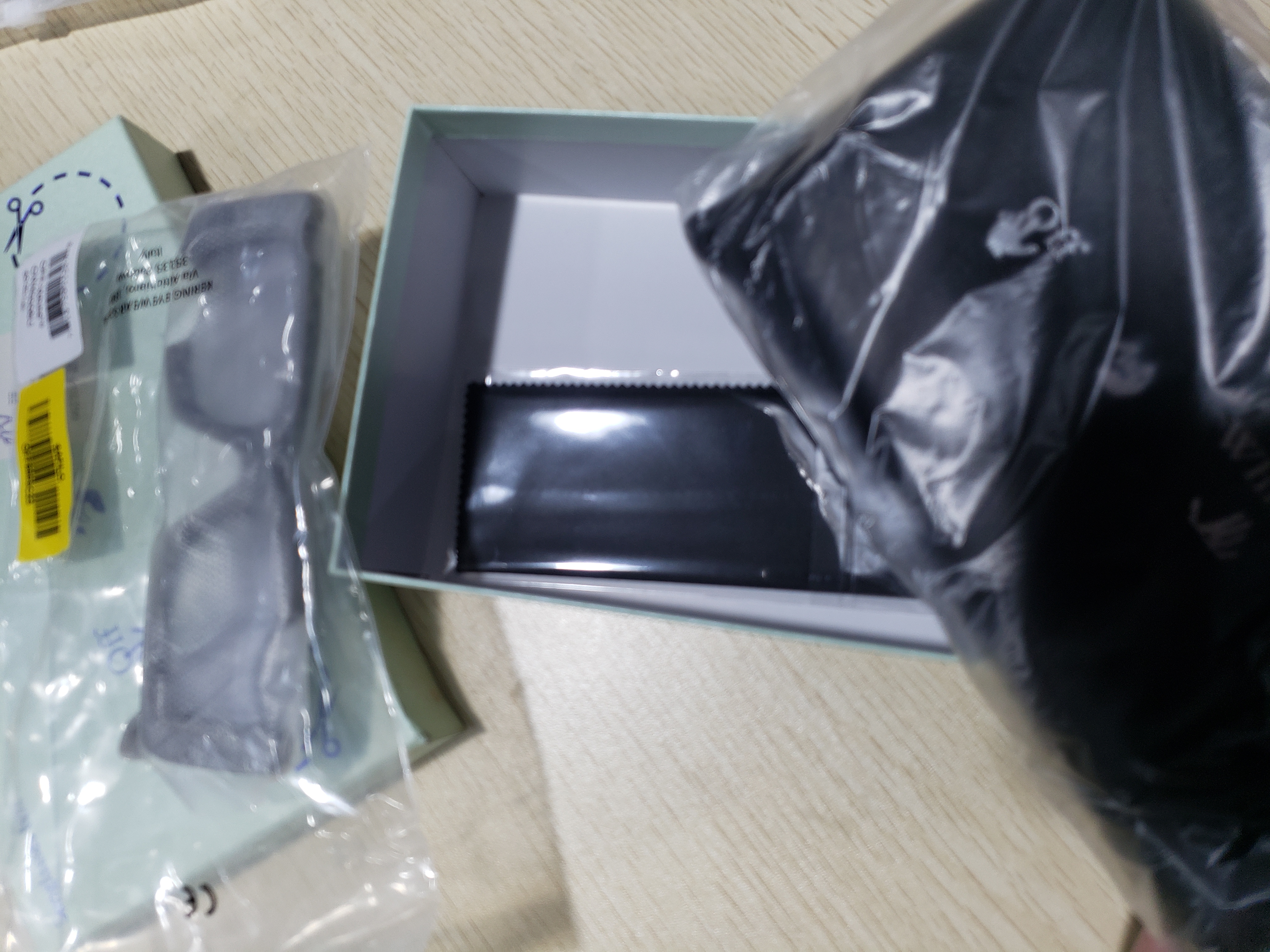 OFF-WHITE Cady Rectangular Frame Sunglasses review obosneaker 01