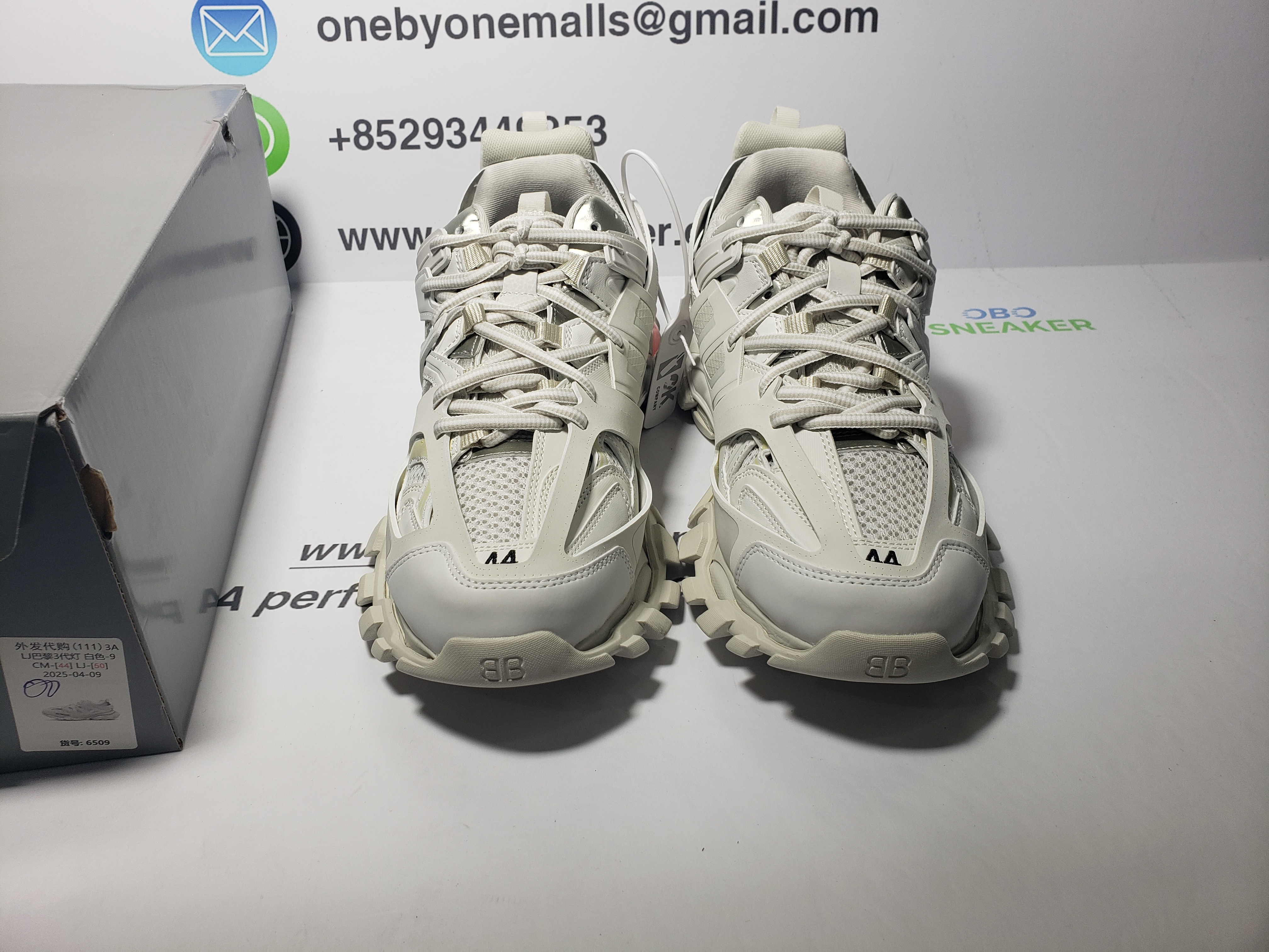 Balenciaga Tess S.White  542436 W1GB7 6509 (With LED) review obosneaker 02