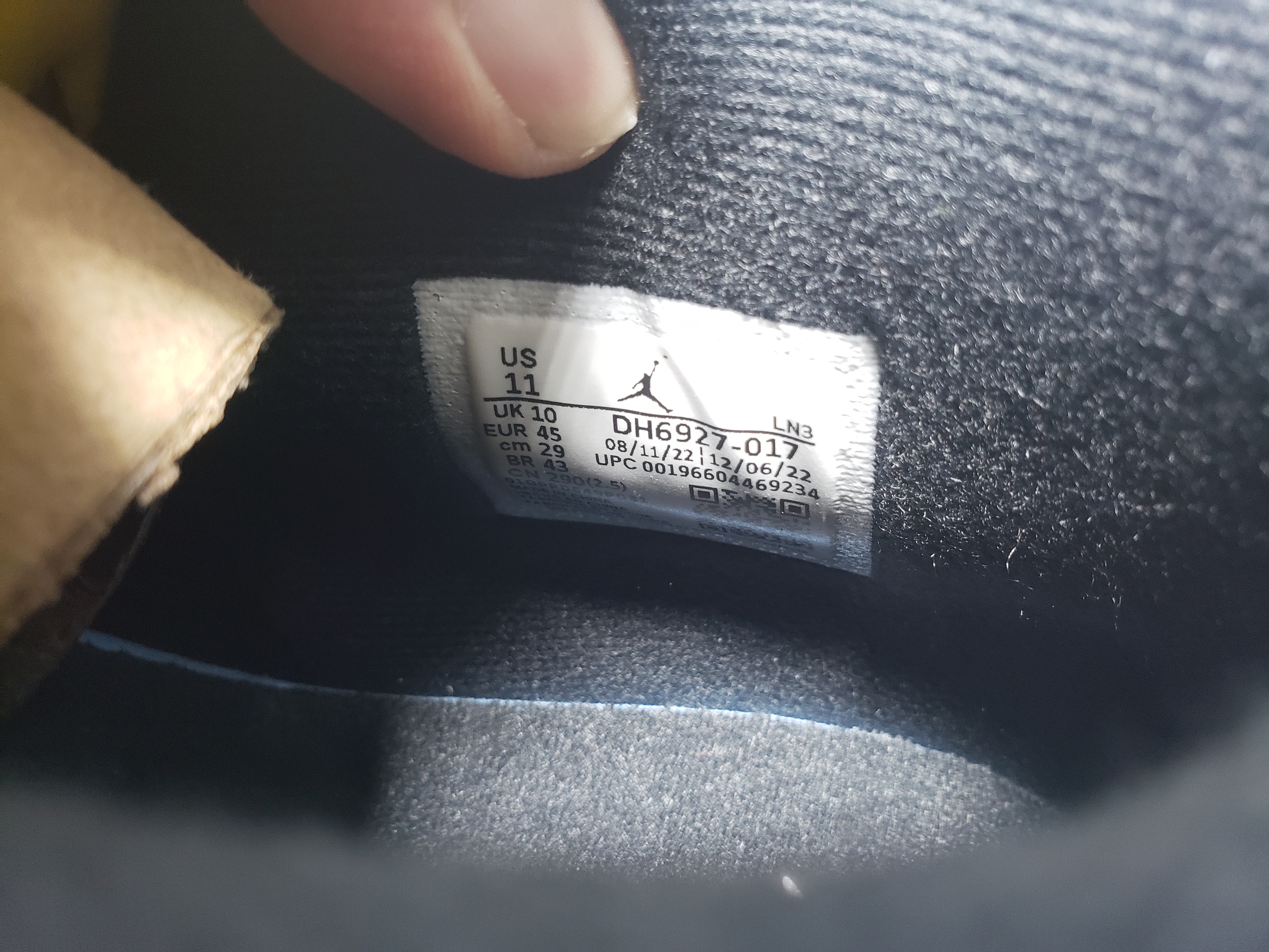 Air Jordan 4 Retro Thunder (2023) DH6927-017 review obosneaker 05