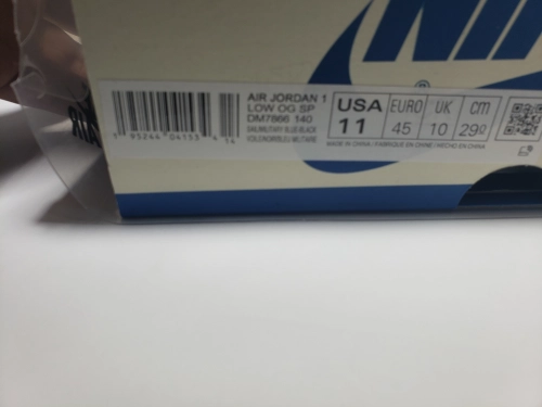 Air Jordan 1 Retro Low OG SP Fragment x Travis Scott DM7866-140 review 
