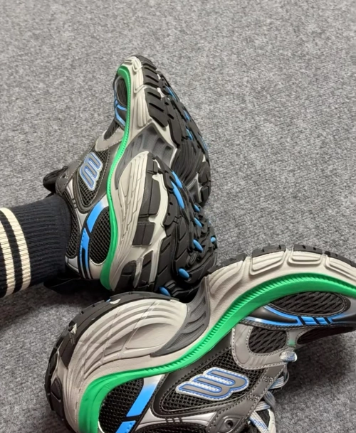 Balenciaga Black Blue Green 784342 W2MV2 1143 review 