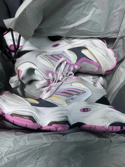 Balenciaga CARGO Black And White Powder 784339-W2MV6-0310 review 