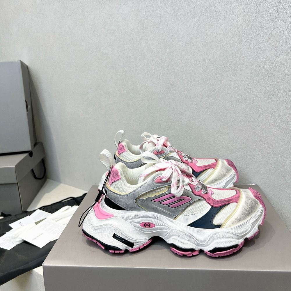 Balenciaga CARGO Black And White Powder 784339-W2MV6-0310 review Afra