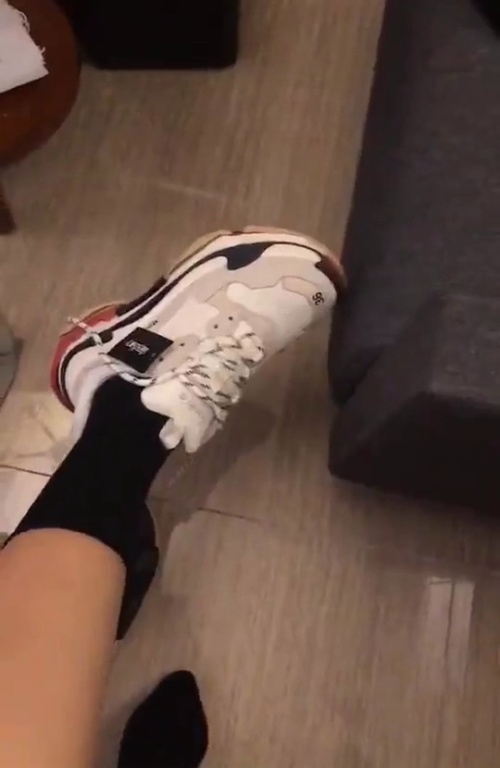 Balenciaga Triple S White Red (Women's) 524037 W09E1 9000 review 