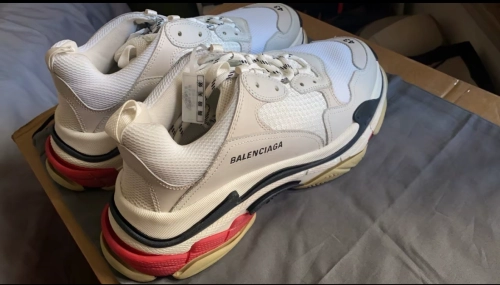 Balenciaga Triple S White Red (Women's) 524037 W09E1 9000 review 