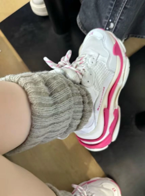 Balenciaga Triple S White Peach Red 536737 W2CA3 3890 review 