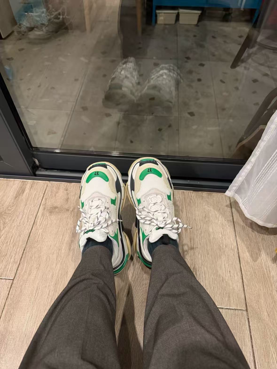 Balenciaga Black And White Green 524039 W09O1 9090 review Caroline