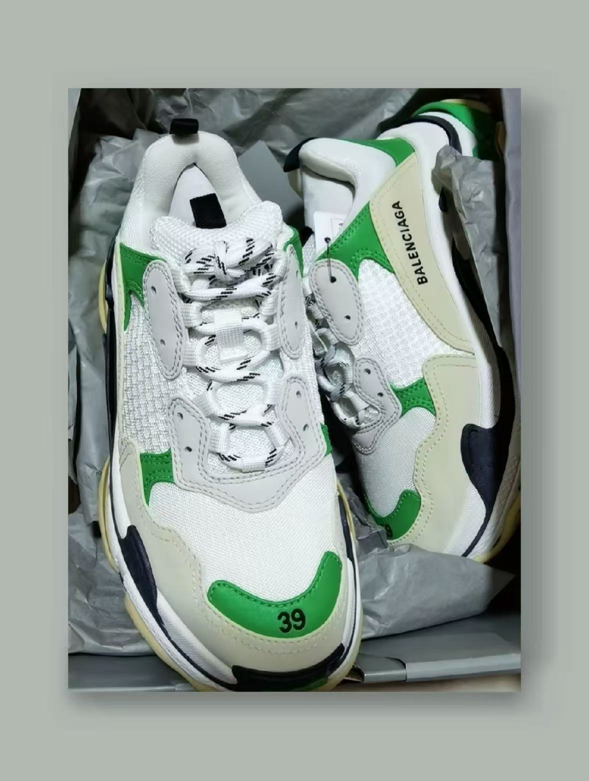 Balenciaga Black And White Green 524039 W09O1 9090 review Harley