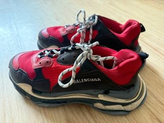 Balenciaga Triple S Black Red Grey 483513 W06E1 1006  review 