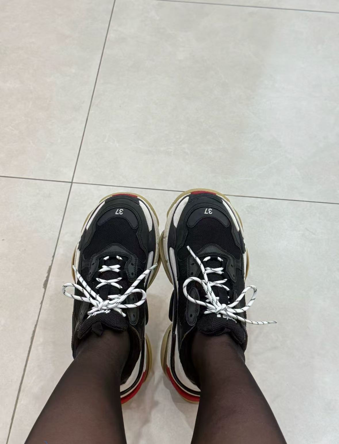  Balenciaga Triple S Black Red 533882 W0901 1000 review Kyle